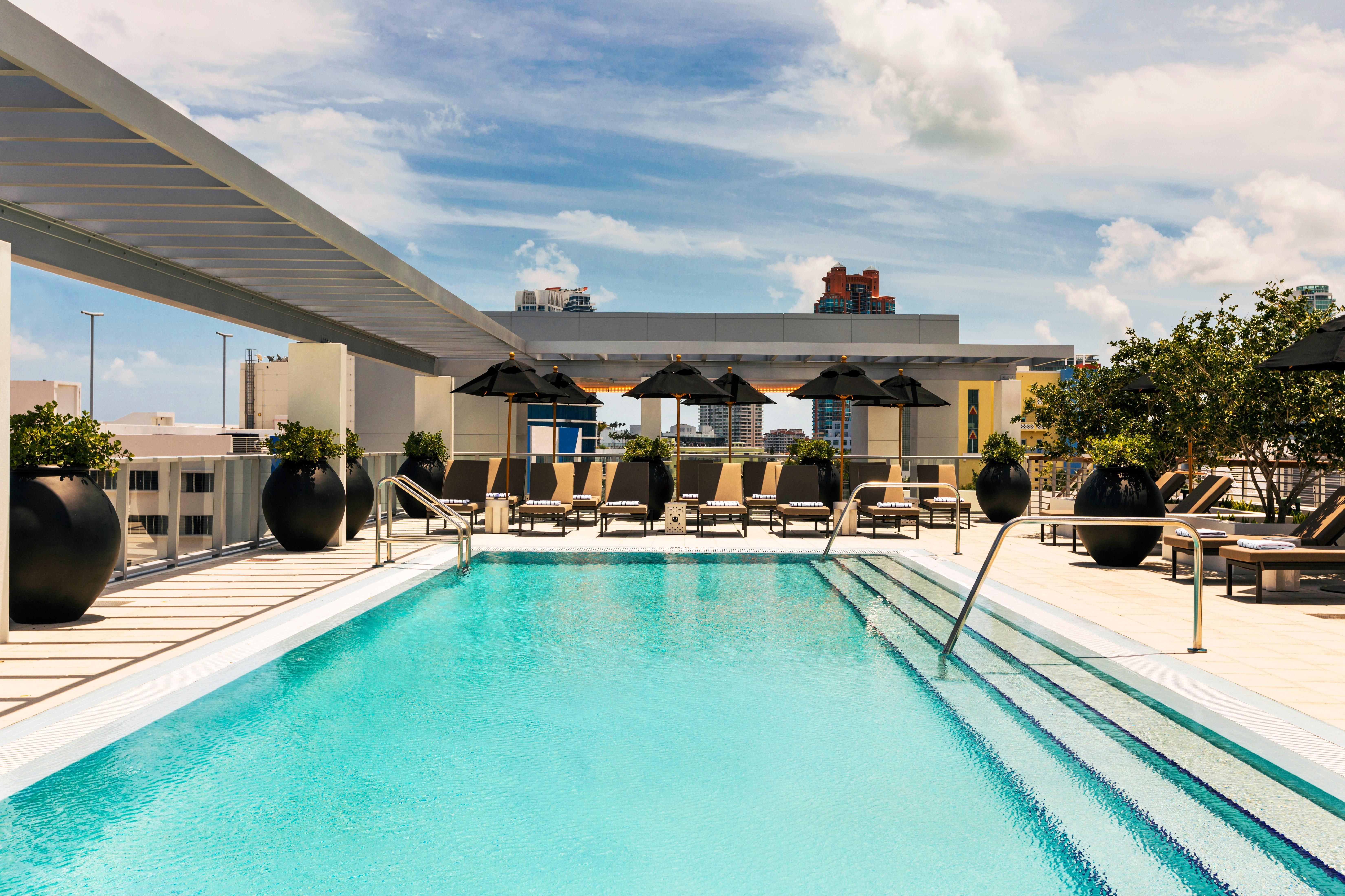 Kimpton Angler'S Hotel South Beach By Ihg Miami Beach Ngoại thất bức ảnh Rooftop pool at the W South Beach